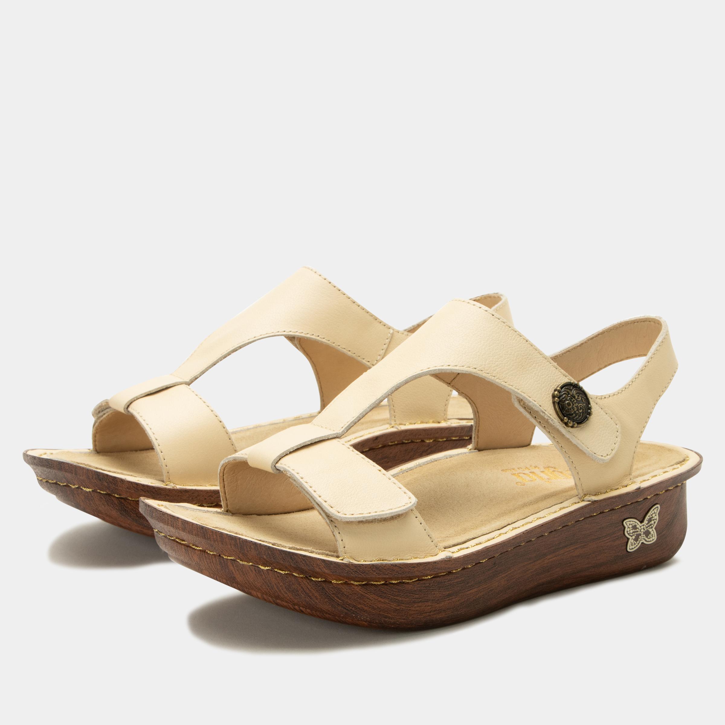 Kerri Sandal Ivory-Alegria