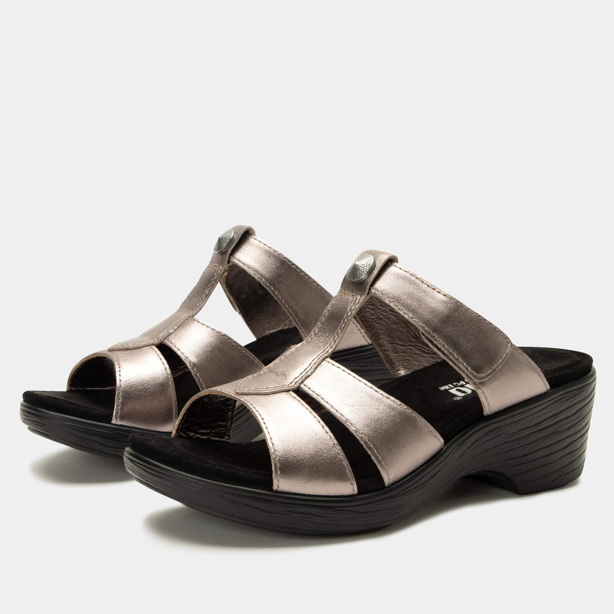 Shantal Wedge Sandal Pewter-Alegria