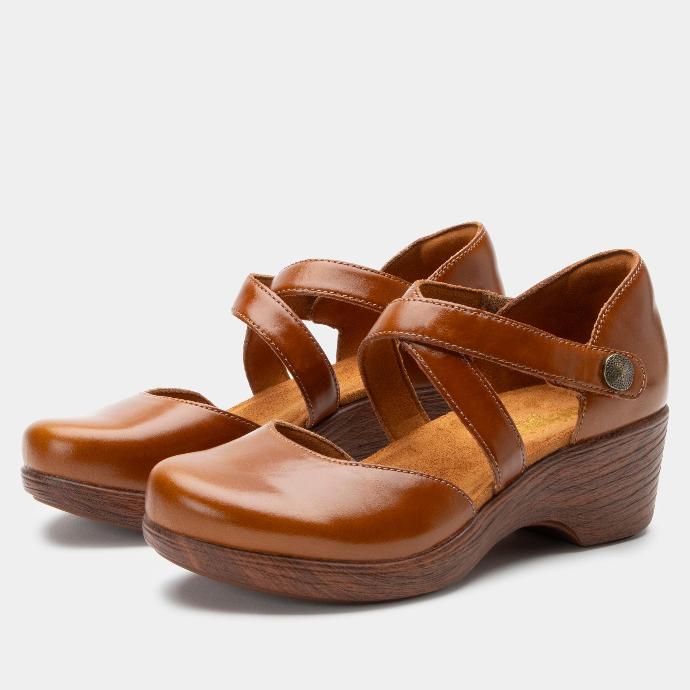 Savina Wood look Wedge Sandal Rust-Alegria