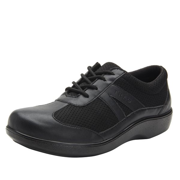 Tra-Ryt Black Out Shoe-
